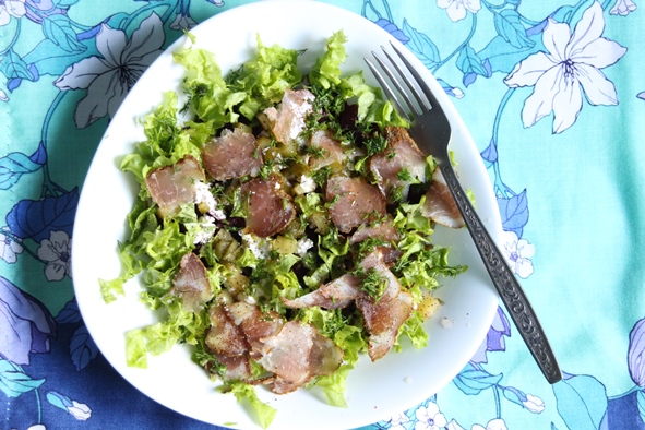 Свекольно-мясной салат  со специями