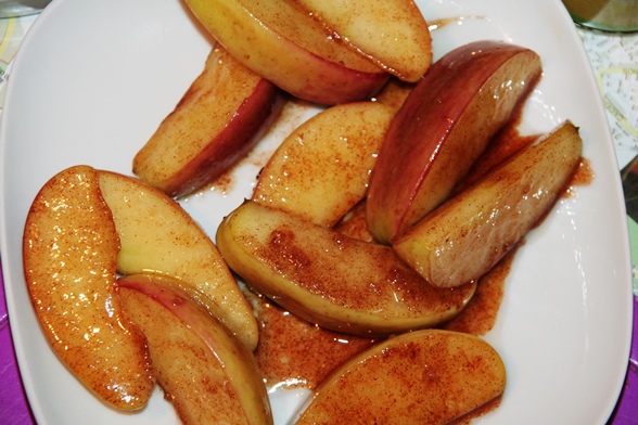 десерты, Фламбированные яблоки со специей корица