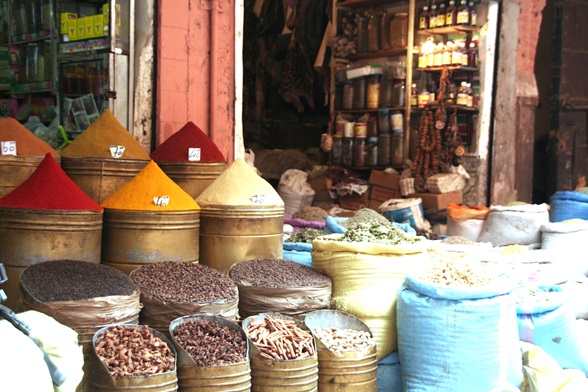 Рынок специй и трав в Марракеше, Марокко