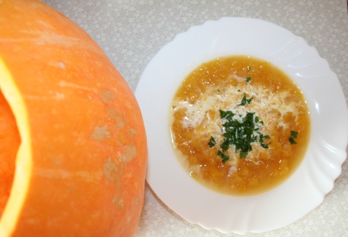 Тыквенный вегетарианский суп со специями