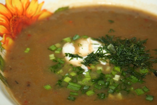 Суп-пюре с горохом и специями