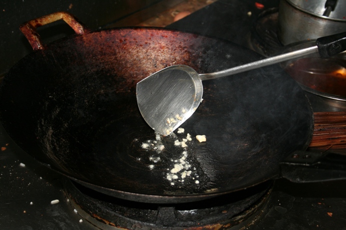 Морепродукты в кисло-сладком соусе со специями | Тайская кухня